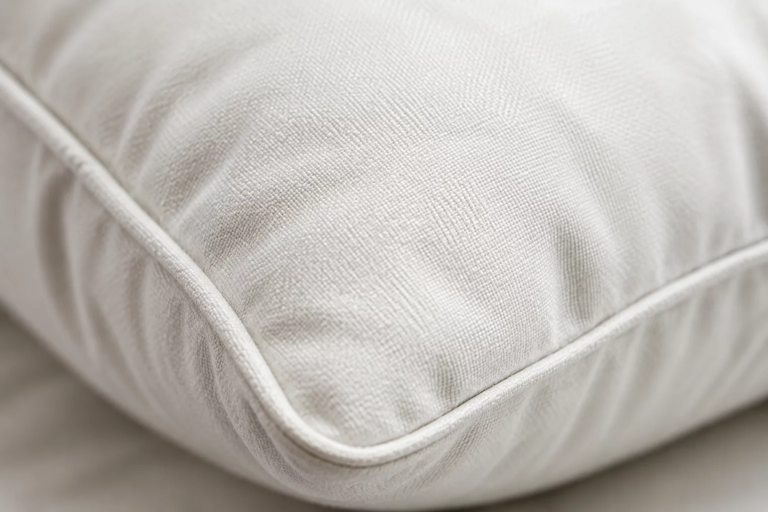 Ultra Plush Down Alternative angle 3